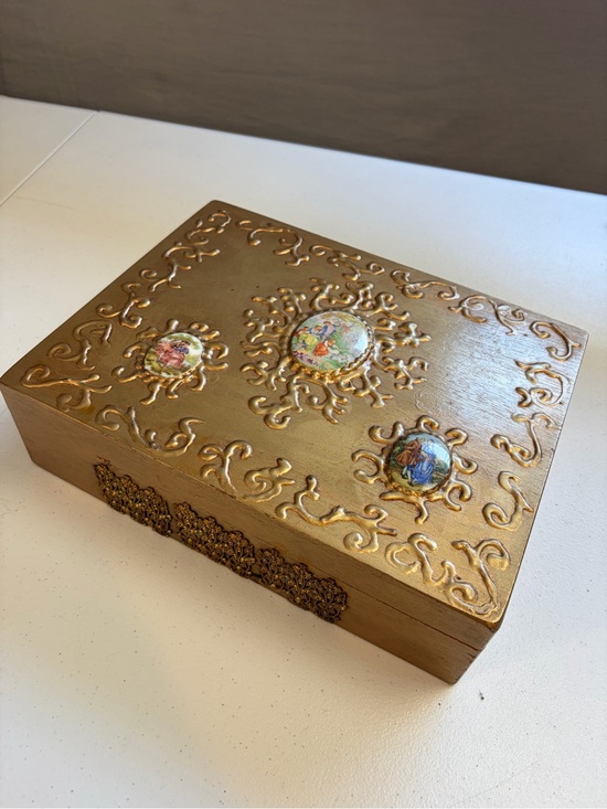 Vintage Other - Vintage 1970s Gold Wood Jewelry Trinket Box Romantic Rococo Victorian Style mcm